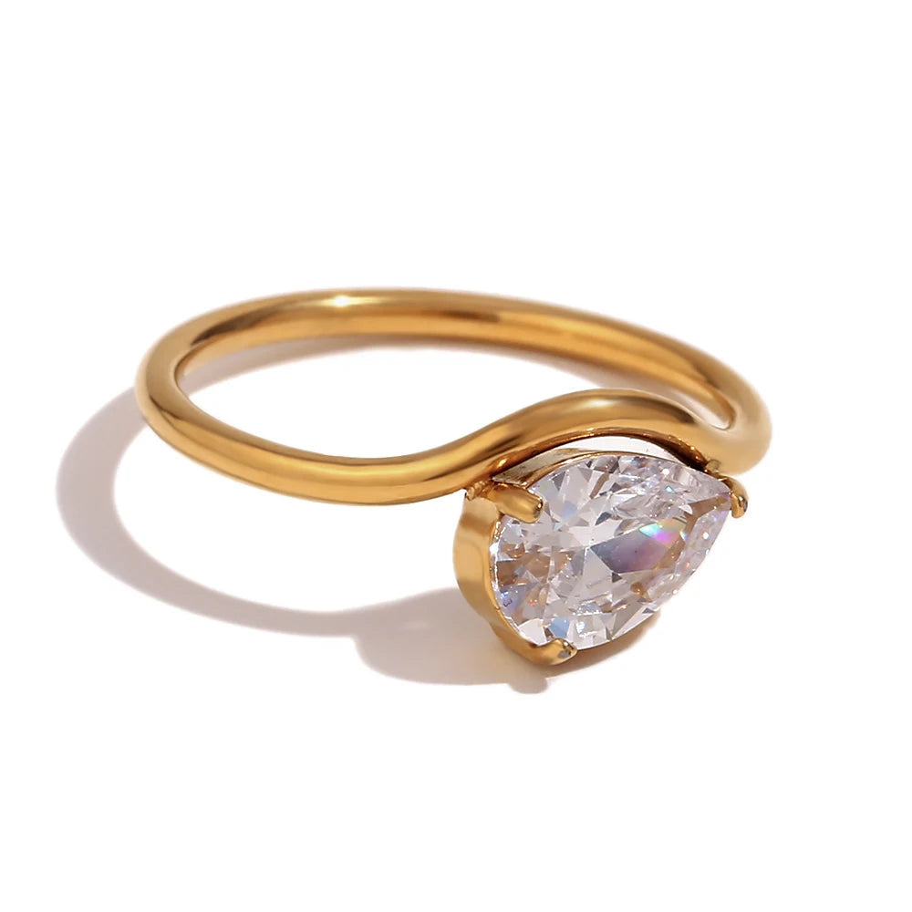 Onda D’Oro — Anel Feminino Banhado a Ouro 18K
