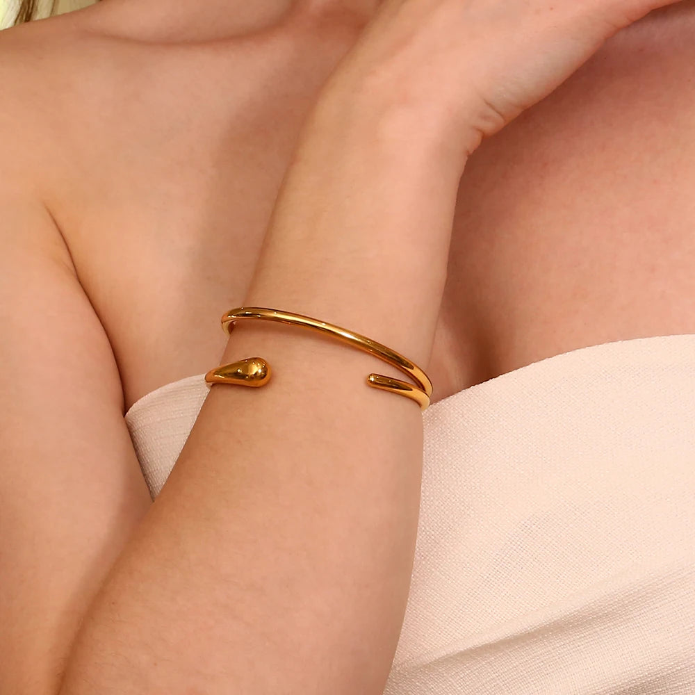 E.B.belle Pulseira assimétrica minimamente com abertura de pulseira de aço inoxidável joias hipoalergênicas para