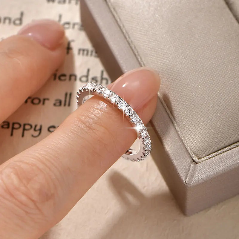 Anel Aparador Moissanite