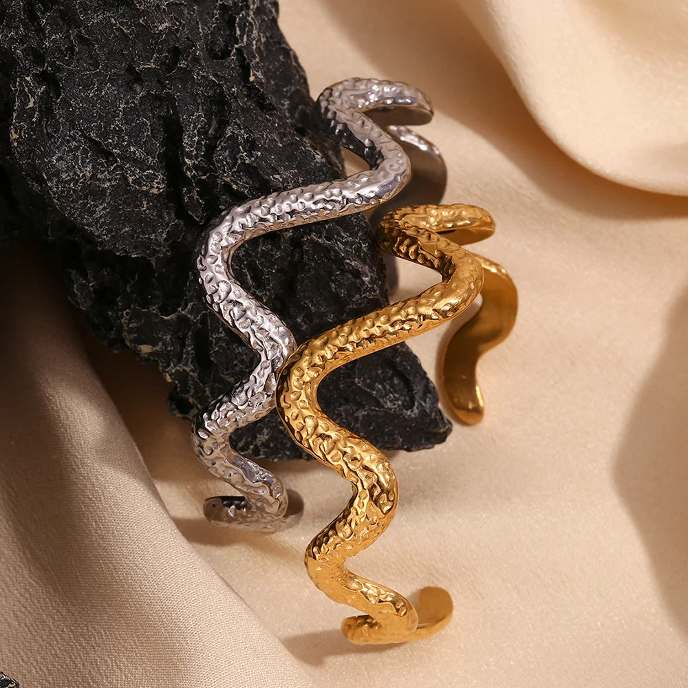E.B.belle Beat Padrão em forma de cobra pulseira aberta à prova d'água joias banhadas a ouro 18K pulseira de aço inoxidável 316L