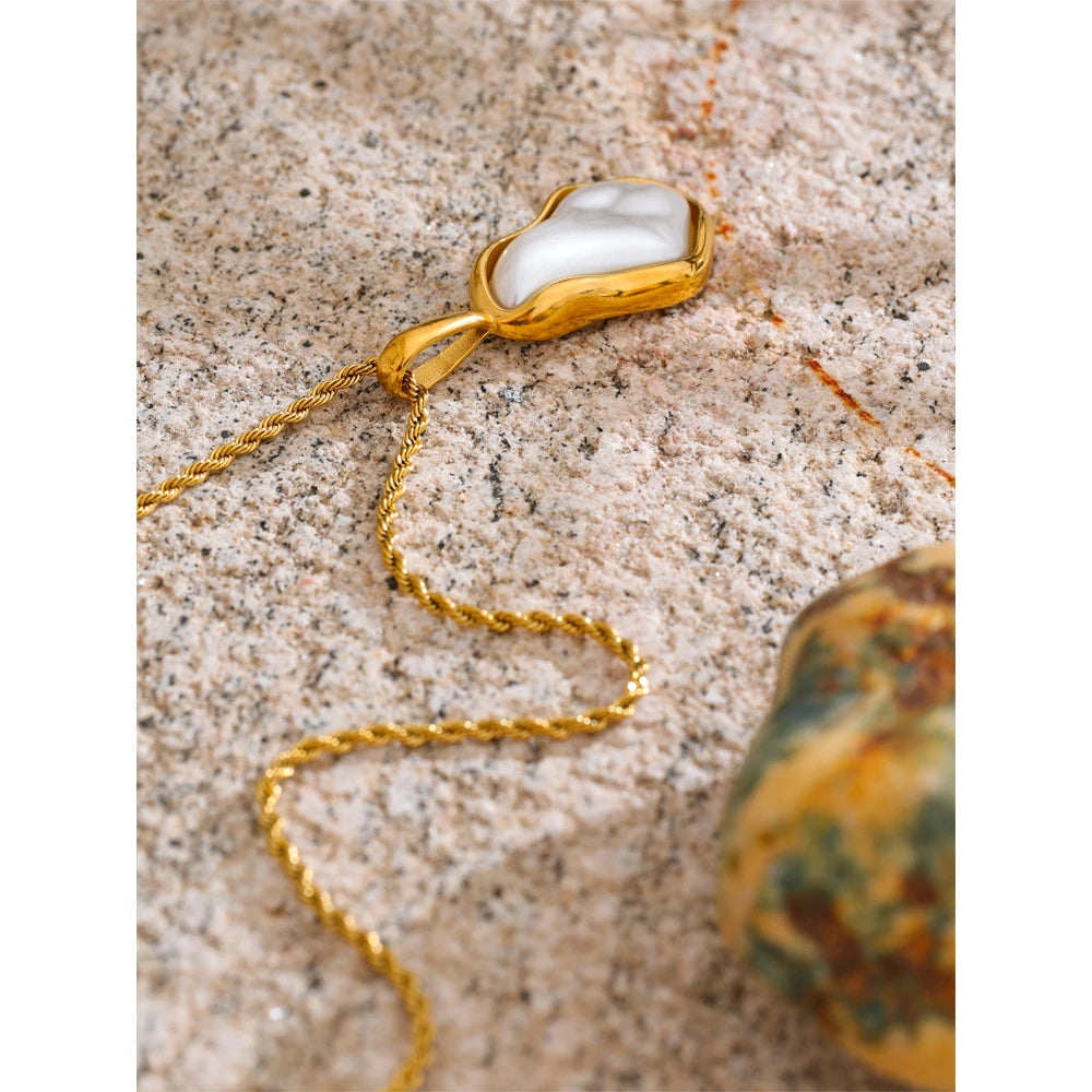 Brinco Belle Pearl — Coleção Lumière