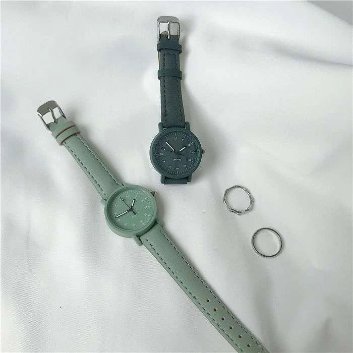 Retro Simples Mulher Relógios laides Casual Quartz Relógio De Pulso Pulseira De Couro Multicolored Nova Das Mulheres