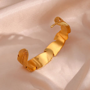 E.B. Belle-pulseira de aço inoxidável para mulheres, pulseiras de folhas de penas, braceletes banhados a ouro 18k, design mais recente, vintage, novo