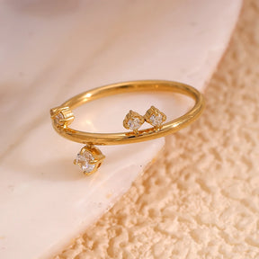 Ebbelle novo anel de coroa de strass branco sem manchas joias de aço inoxidável hipolergênico banhado a ouro 18k para mulheres e meninas