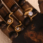 E.B. Belle-Square Zircon Plate Snake Shaped Ring, Decoração Banhada a Ouro 18K, Acessórios de Aço Inoxidável 316L