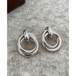 ￼Brinco Redondo Trançado Dourado liso