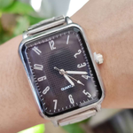 Nova moda feminina relógio quadrado ouro laranja prata